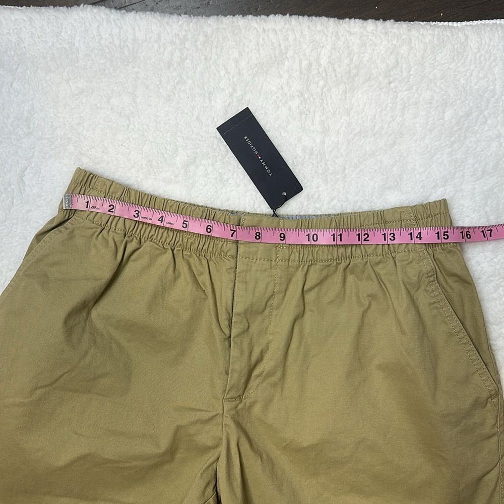 NWT .SIZE-M..97%COTTON..TOMMY-HILFIGER—Tan Flat Front Shorts - Picture 8 of 13